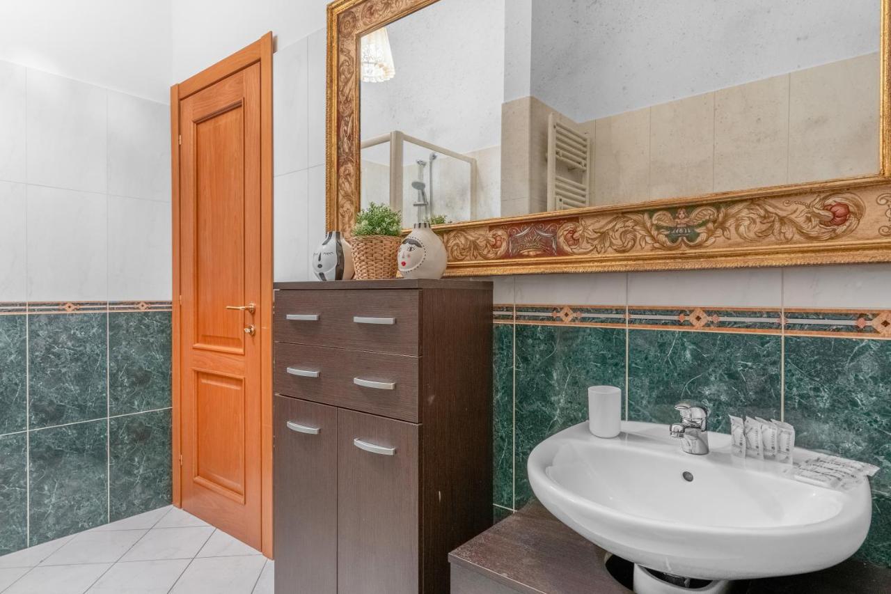Ca36 - Luxurious Central Apartment - Romantic Milan Bagian luar foto